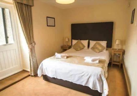 Cambrian Inn Tredegar Exteriér fotografie