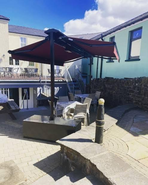 Cambrian Inn Tredegar Exteriér fotografie