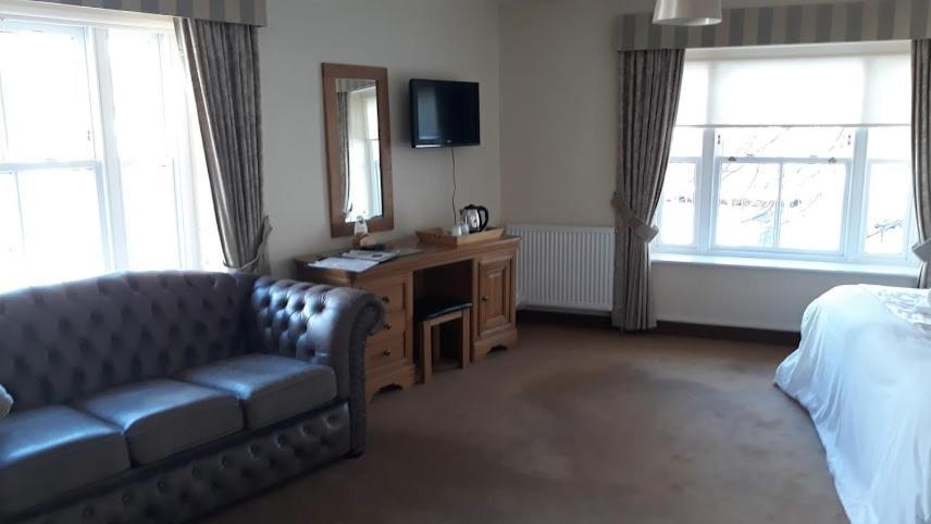 Cambrian Inn Tredegar Exteriér fotografie